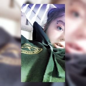 Meet your Posher, Bree